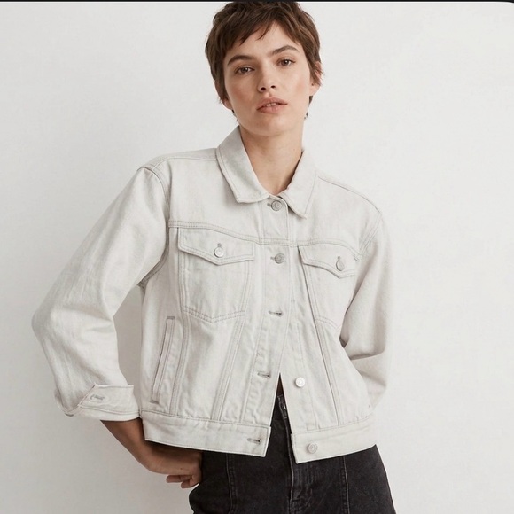 Madewell Jackets & Blazers - Madewell - NWT Women’s The Trucker crop jean jacket Glenrich wash denim size XS